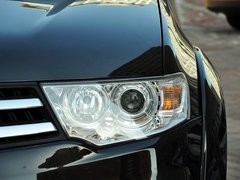 2013款 3.0L 自动 旗舰版 7座