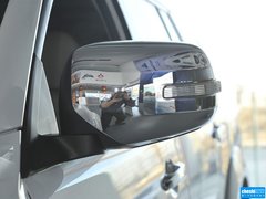 2013款 3.0L 自动 旗舰版 7座