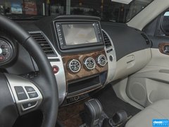 2013款 3.0L 自动 旗舰版 7座
