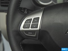 2013款 3.0L 自动 旗舰版 7座