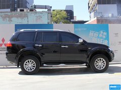 2013款 3.0L 自动 旗舰版 7座