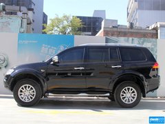 2013款 3.0L 自动 旗舰版 7座
