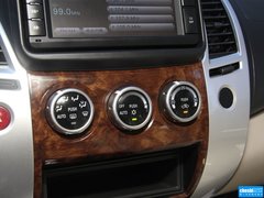 2013款 3.0L 自动 旗舰版 7座