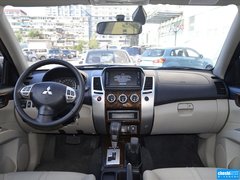 2013款 3.0L 自动 旗舰版 7座