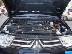 2013款 3.0L 自动 旗舰版 7座