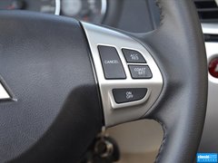 2013款 3.0L 自动 旗舰版 7座