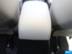 2013款 3.0L 自动 旗舰版 7座