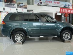 2013款 3.0L 自动 旗舰版 7座