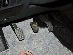 2013款 1.8T 手动 尊贵型 5座