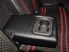 2013款 1.8T 手动 尊贵型 5座