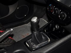 2013款 1.8T 手动 尊贵型 5座