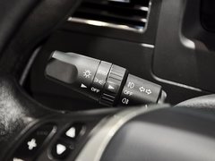 2013款 1.8T 手动 尊贵型 5座