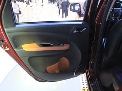 2013款 1.8T 手动 尊贵型 5座
