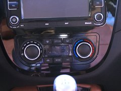 2013款 1.8T 手动 尊贵型 5座