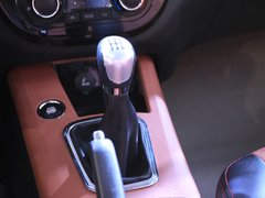 2013款 1.8T 手动 尊贵型 5座