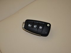 2013款 1.5L 手动 豪华型