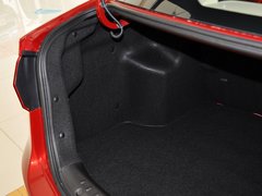 2013款 1.5L 手动 豪华型