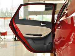 2013款 1.5L 手动 豪华型