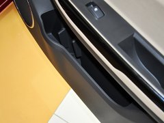 2013款 1.5L 手动 豪华型