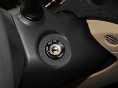 2013款 1.5L 手动 豪华型