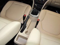 2013款 1.5L 手动 豪华型