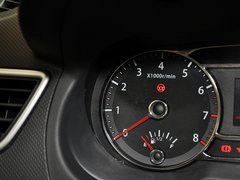 2013款 1.5L 手动 豪华型