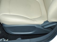 2013款 1.5L 手动 豪华型