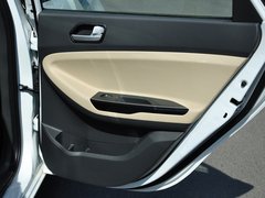 2013款 1.5L 手动 豪华型