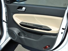 2013款 1.5L 手动 豪华型