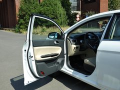 2013款 1.5L 手动 豪华型