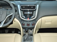 2013款 1.5L 手动 豪华型