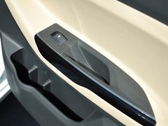2013款 1.5L 手动 豪华型