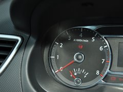 2013款 1.5L 手动 豪华型