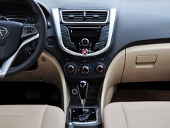 2013款 1.5L CVT 豪华型