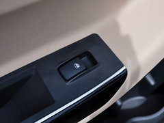 2013款 1.5L CVT 豪华型