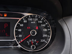 2013款 1.5L CVT 豪华型