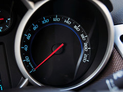 2013款 掀背版 1.6L 手动 豪华型