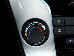 2013款 掀背版 1.6L 手动 豪华型