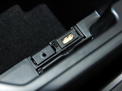 2013款 掀背版 1.6L 手动 豪华型