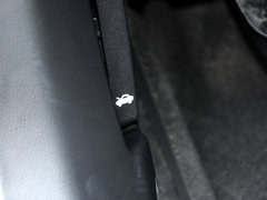 2013款 掀背版 1.6L 手动 豪华型