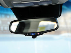 2013款 掀背版 1.6L 手动 豪华型