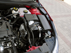 2013款 掀背版 1.6L 手动 豪华型