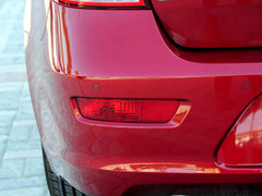 2013款 掀背版 1.6L 手动 豪华型