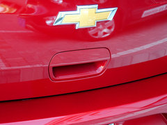 2013款 掀背版 1.6L 手动 豪华型