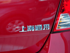 2013款 掀背版 1.6L 手动 豪华型
