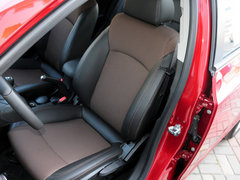 2013款 掀背版 1.6L 手动 豪华型