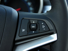 2013款 掀背版 1.6L 手动 豪华型