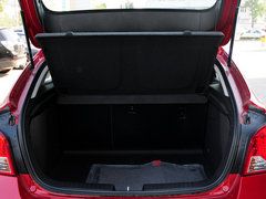 2013款 掀背版 1.6L 手动 豪华型