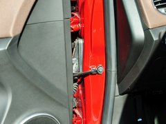 2013款 掀背版 1.6L 手动 豪华型