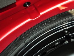 2013款 掀背版 1.6L 手动 豪华型